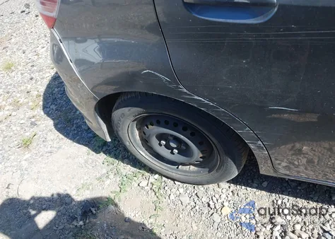 2012 Honda Fit z USA, uszkodzony, nr VIN JHMGE8G36CC018356